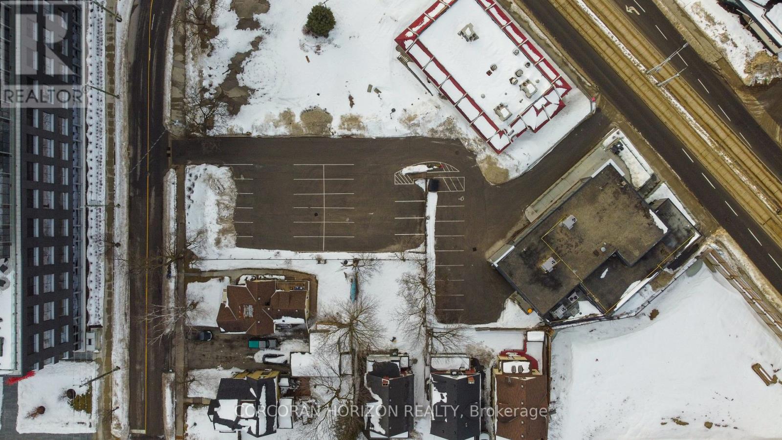 618 King Street W, Kitchener, Ontario  N2G 1C8 - Photo 44 - X12778510