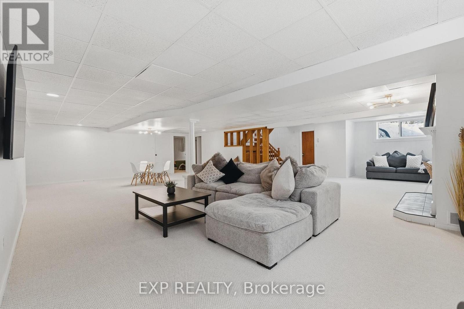 523 Forest Hill Drive, Kitchener, Ontario  N2M 5N5 - Photo 32 - X12778568