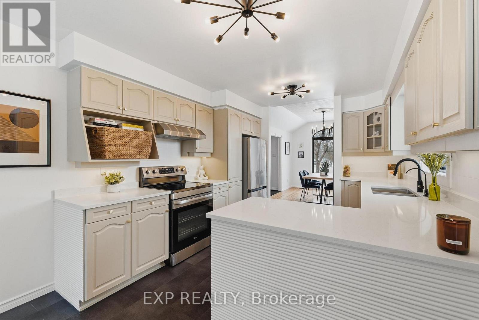 523 Forest Hill Drive, Kitchener, Ontario  N2M 5N5 - Photo 9 - X12778568