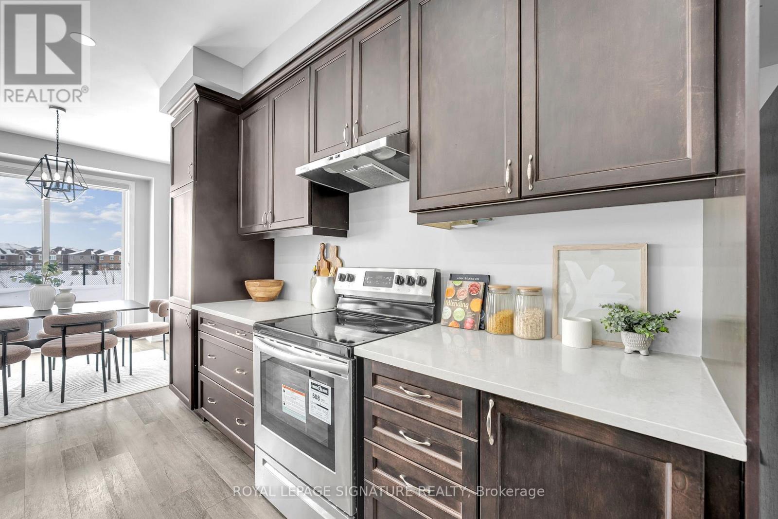 114 Forestwalk Street, Kitchener, Ontario  N2R 0S9 - Photo 12 - X12778594