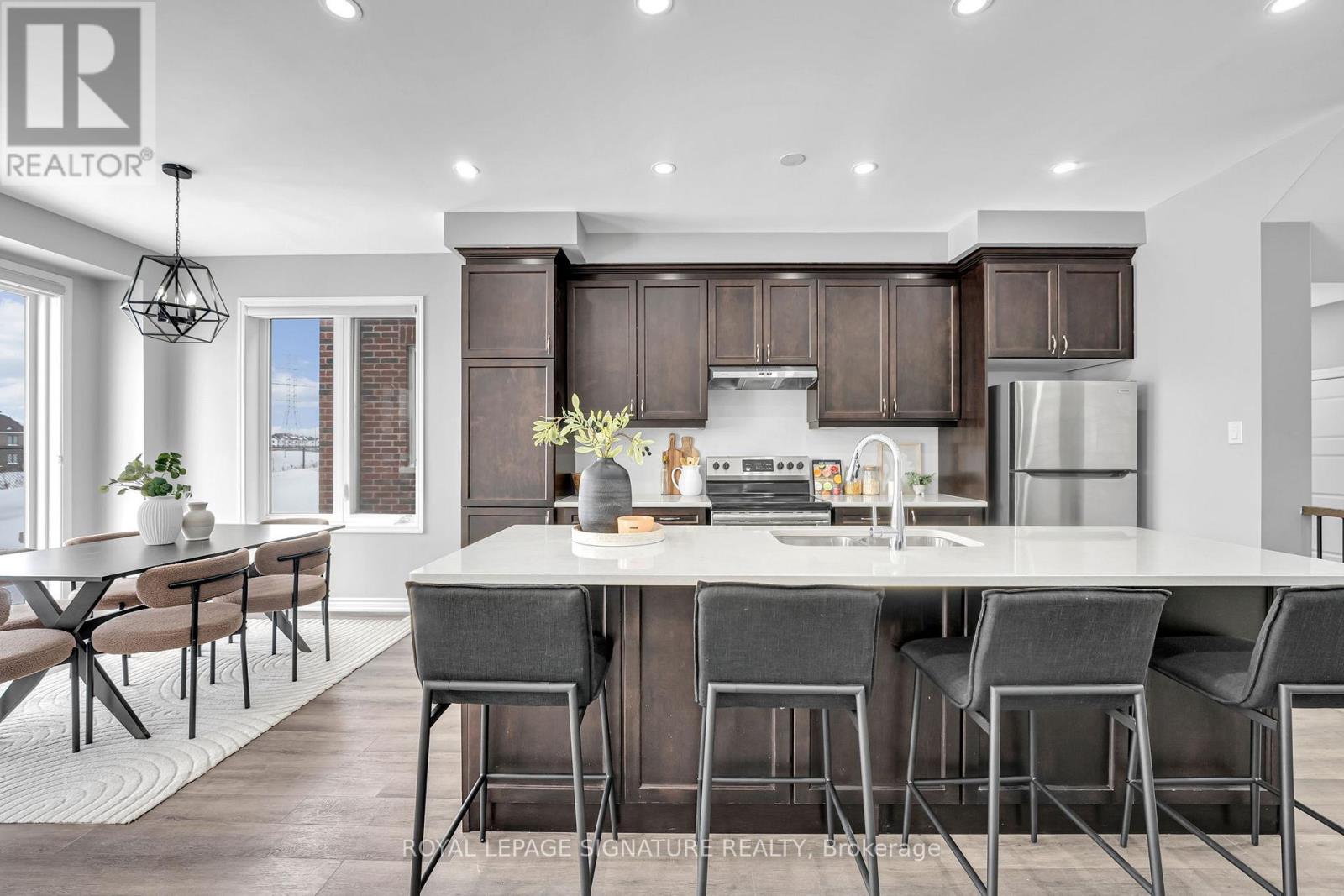 114 Forestwalk Street, Kitchener, Ontario  N2R 0S9 - Photo 14 - X12778594