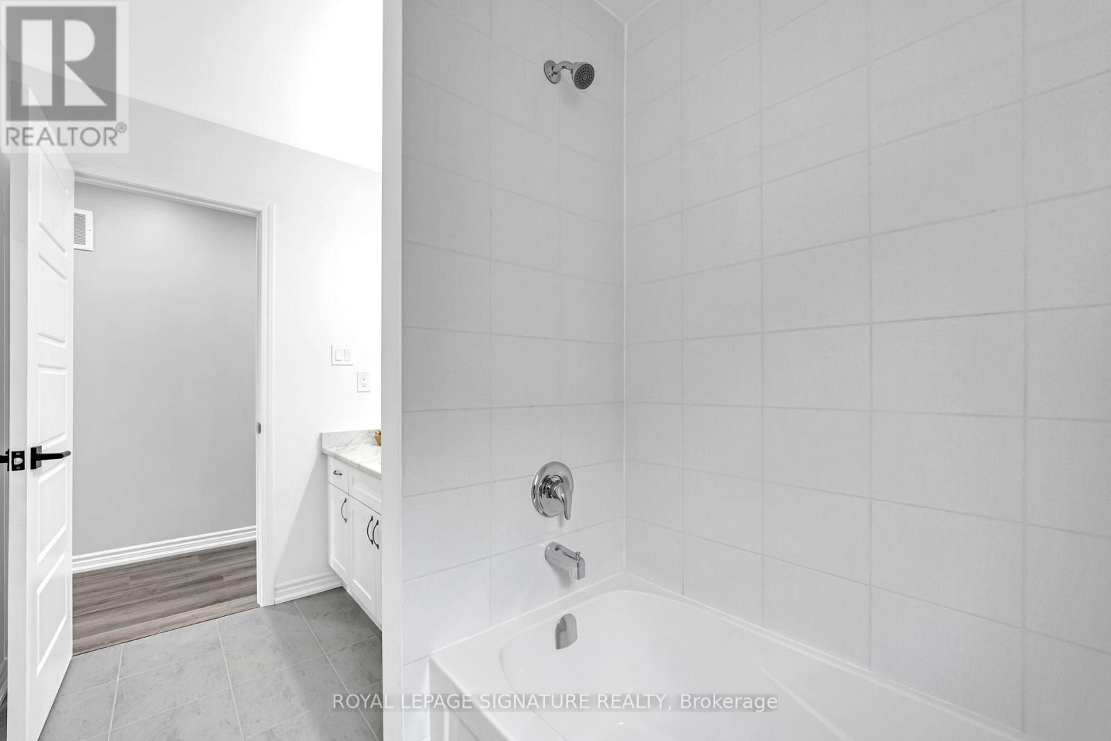 114 Forestwalk Street, Kitchener, Ontario  N2R 0S9 - Photo 28 - X12778594