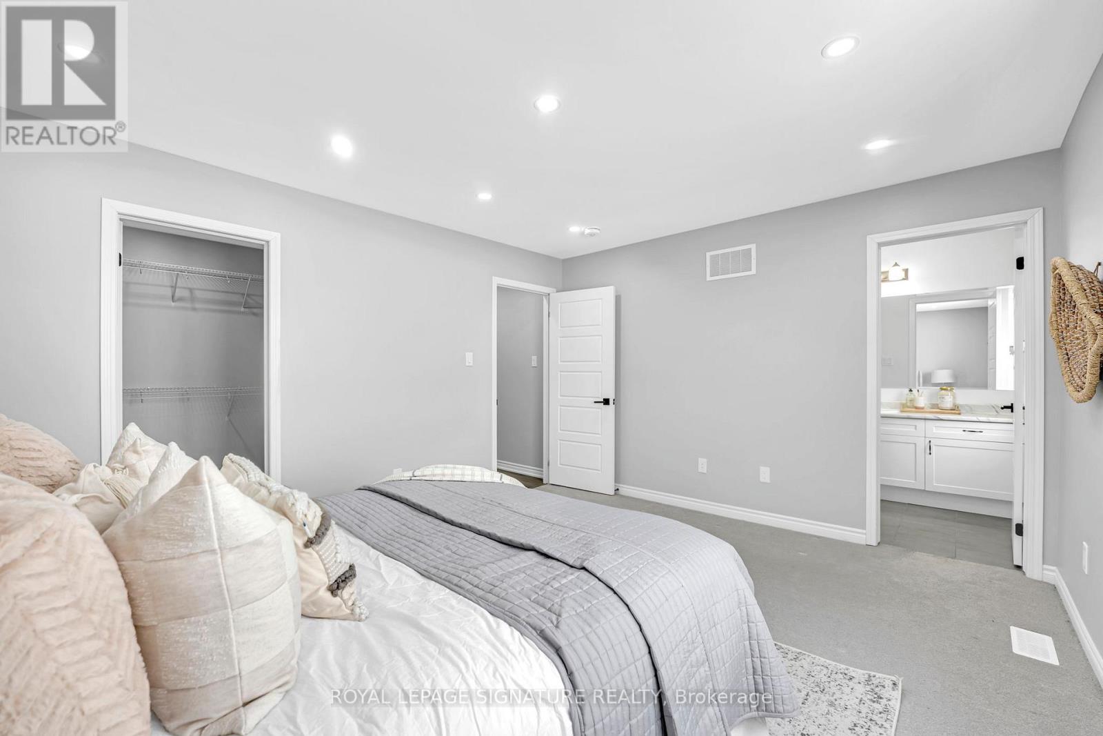 114 Forestwalk Street, Kitchener, Ontario  N2R 0S9 - Photo 31 - X12778594