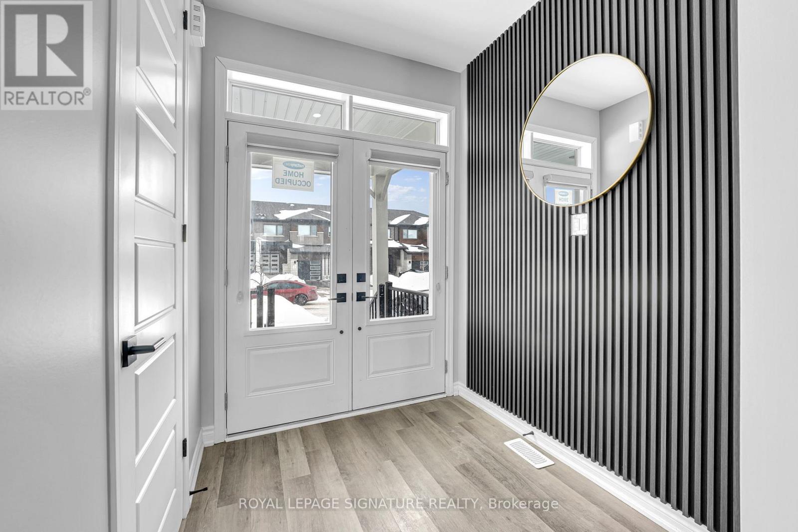 114 Forestwalk Street, Kitchener, Ontario  N2R 0S9 - Photo 4 - X12778594