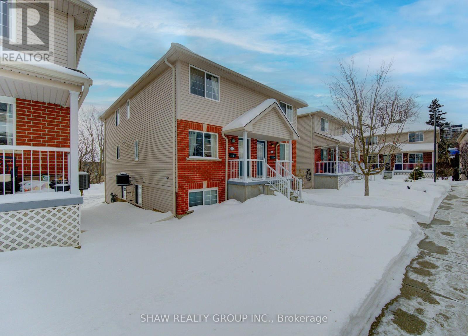 11a - 139 Brighton Street, Waterloo, Ontario  N2J 4Z5 - Photo 6 - X12778646