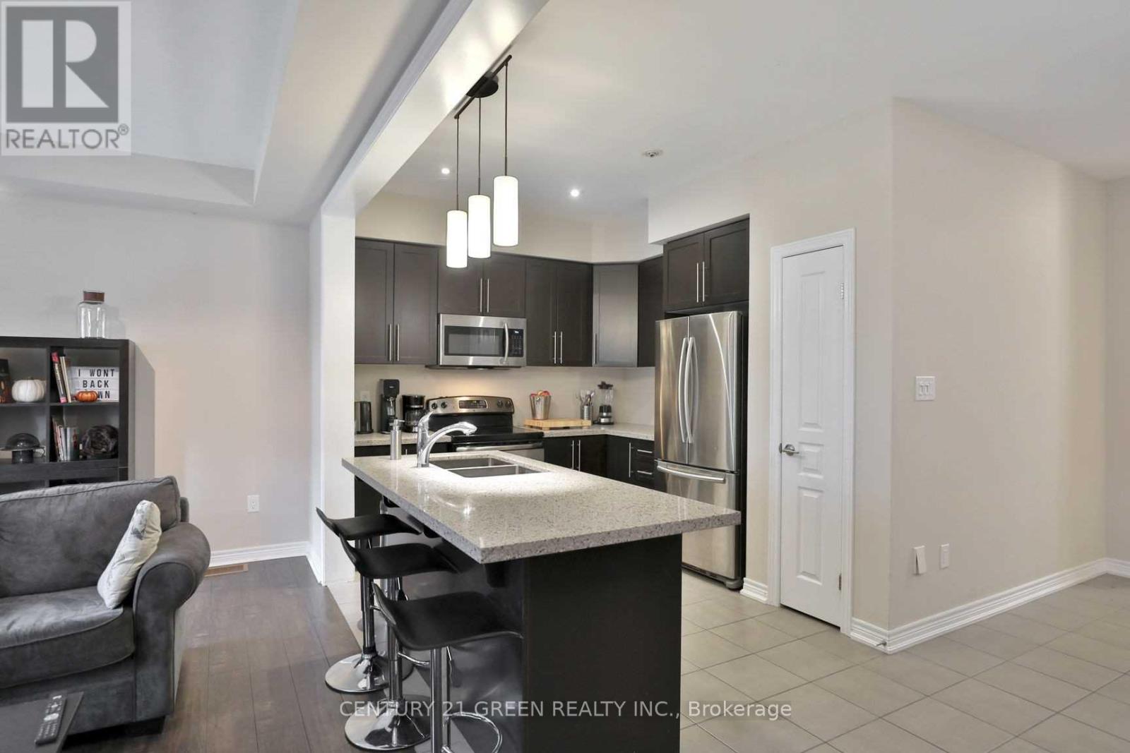 3 - 515 Winston Road, Grimsby (Grimsby Beach), Ontario  L3M 0C8 - Photo 8 - X12778734