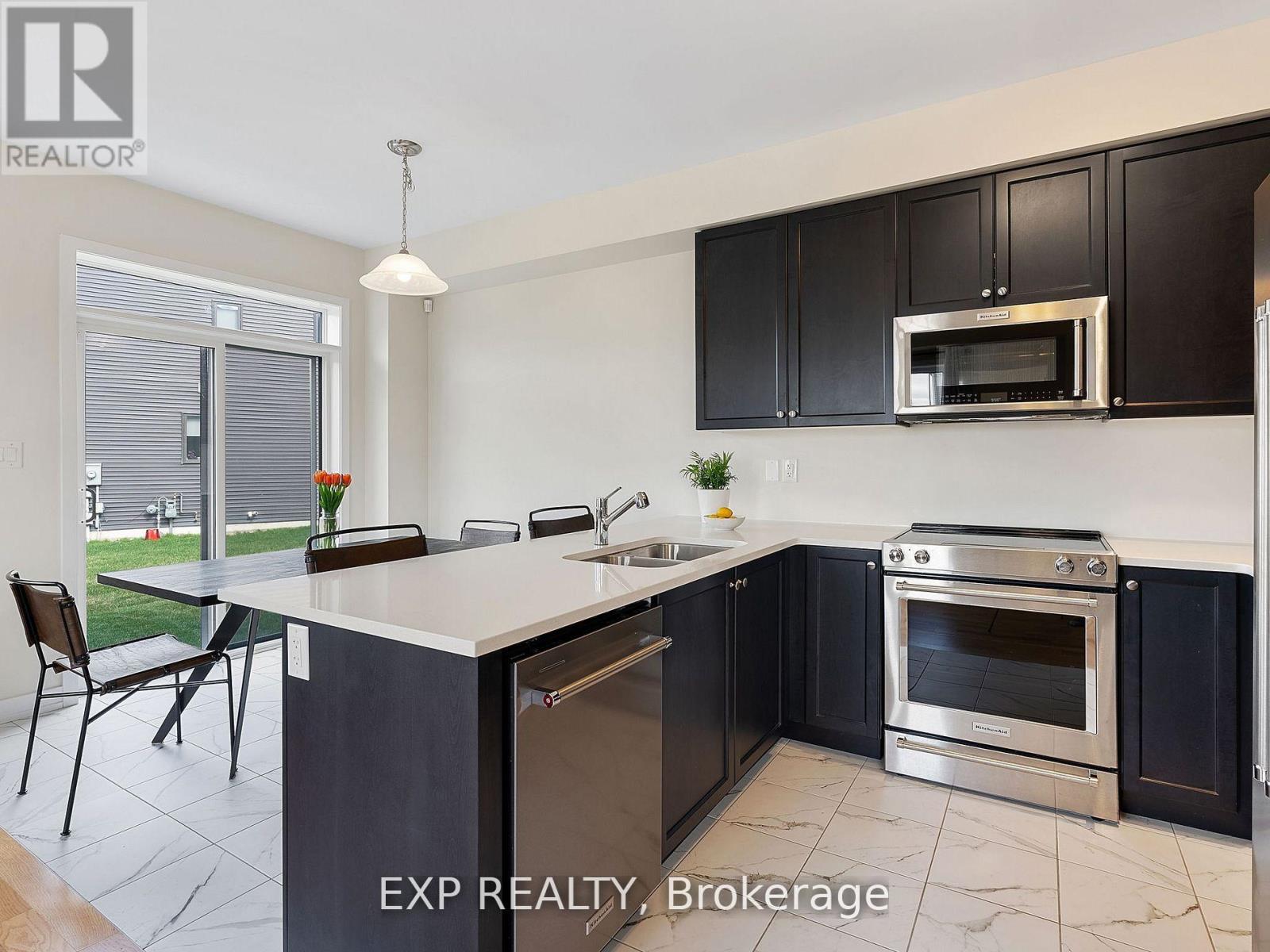 170 Whithorn Crescent, Haldimand, Ontario  N3W 0G7 - Photo 14 - X12778736