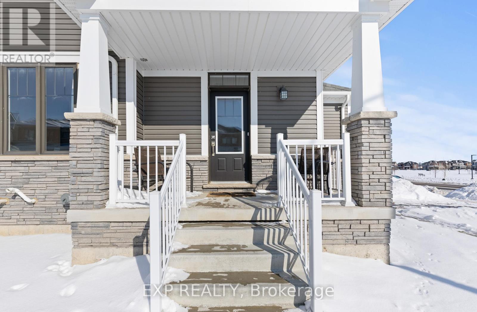 170 Whithorn Crescent, Haldimand, Ontario  N3W 0G7 - Photo 4 - X12778736