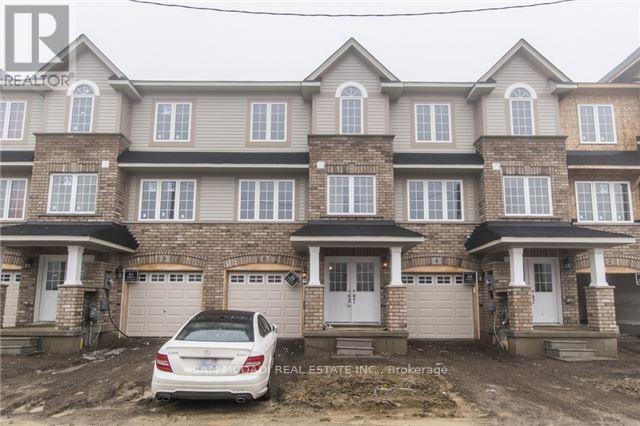 6 MAYLAND TRAIL, Hamilton, Ontario