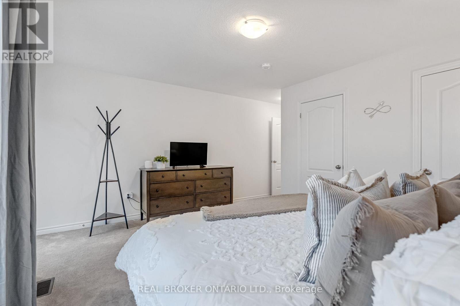 21 - 383 Dundas Street E, Hamilton (Waterdown), Ontario  L8B 1X6 - Photo 29 - X12778744