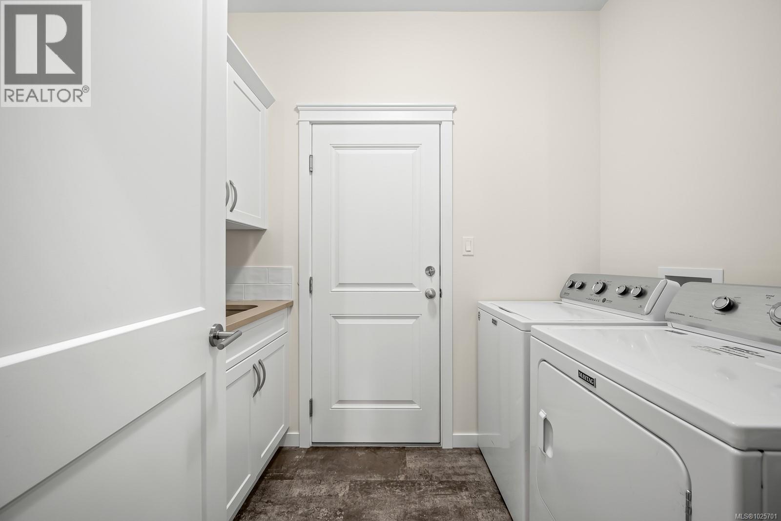 2479 Kentmere Ave, Cumberland, British Columbia  V0R 1S0 - Photo 17 - 1025701