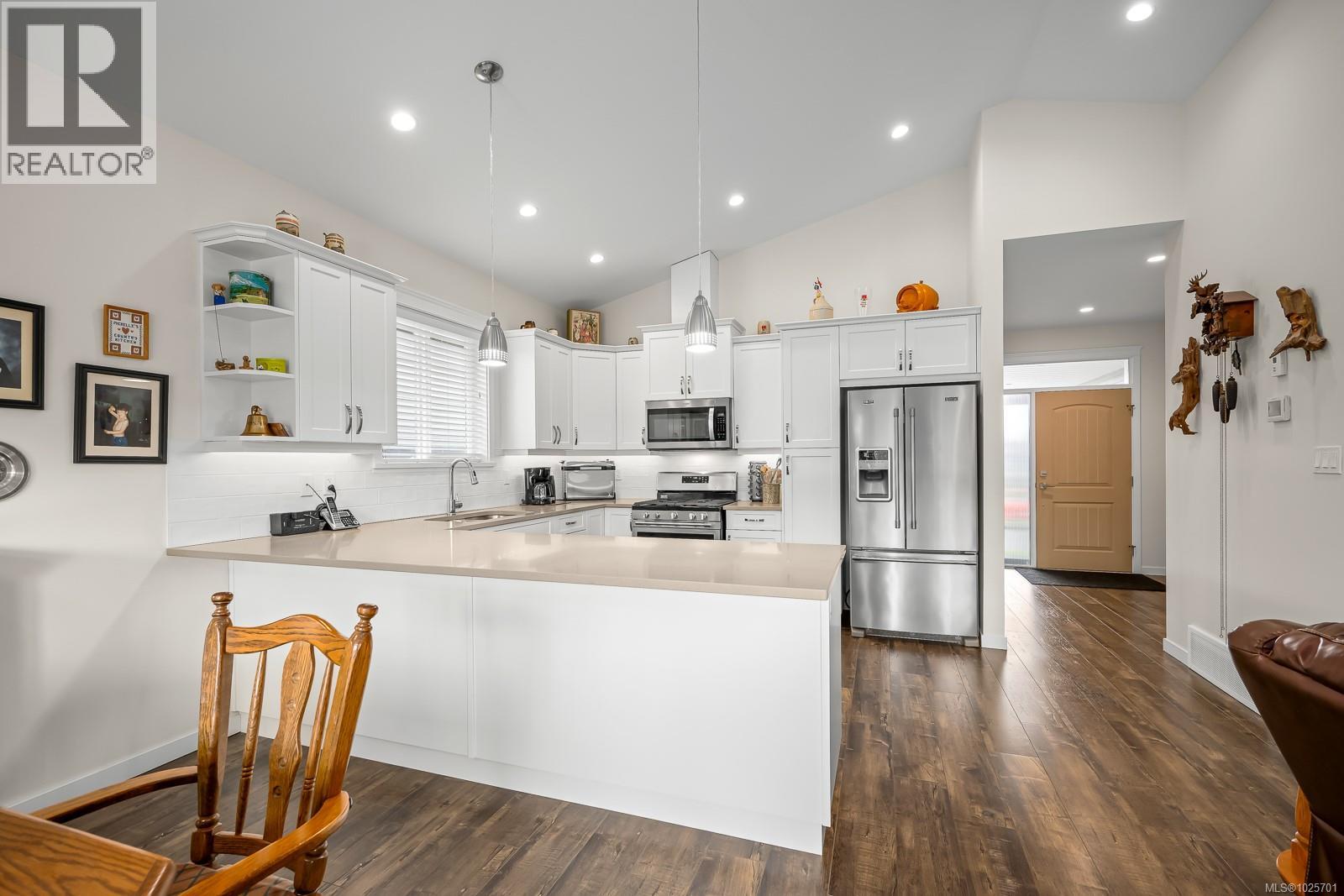 2479 Kentmere Ave, Cumberland, British Columbia  V0R 1S0 - Photo 34 - 1025701