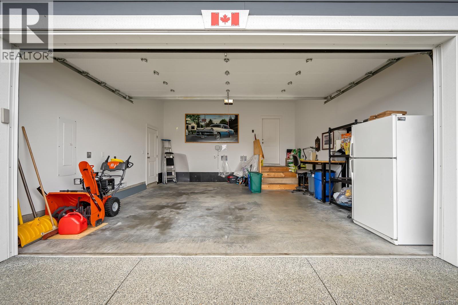 2479 Kentmere Ave, Cumberland, British Columbia  V0R 1S0 - Photo 47 - 1025701