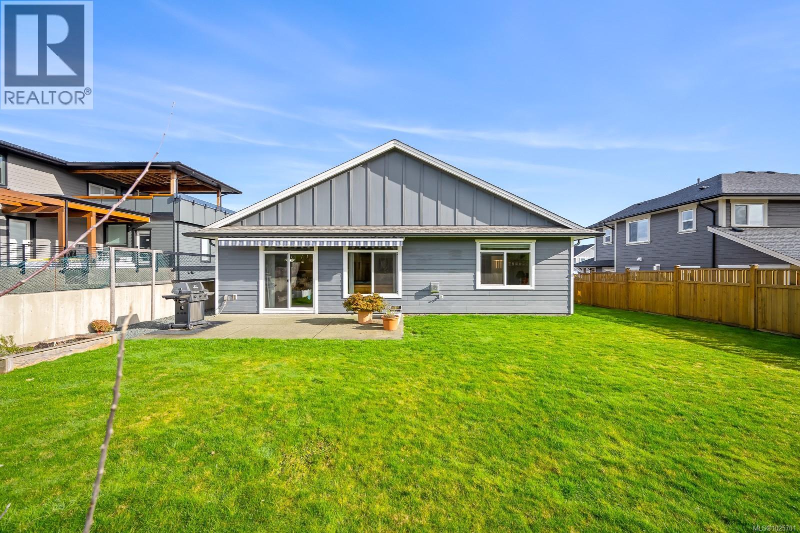 2479 Kentmere Ave, Cumberland, British Columbia  V0R 1S0 - Photo 8 - 1025701