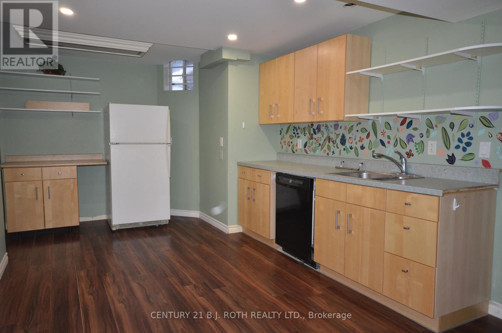 119 Metcalfe Drive, Bradford West Gwillimbury, Ontario  L3Z 3J2 - Photo 19 - N12777508