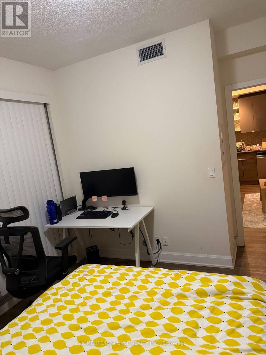 901 - 33 Shore Breeze Drive, Toronto, Ontario  M8V 0G1 - Photo 11 - W12776068