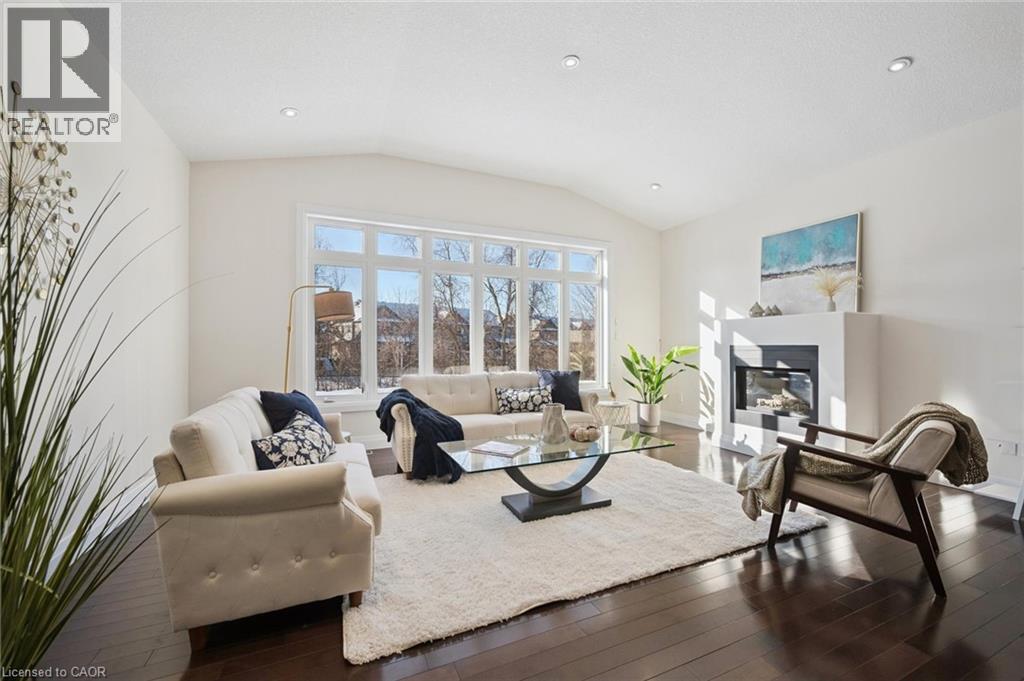 556 Netherwood Crescent, Kitchener, Ontario  N2P 0B8 - Photo 1 - 40801090