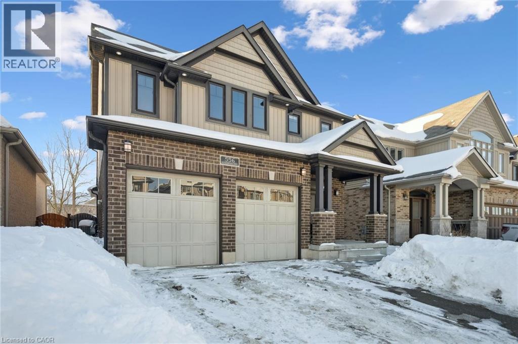 556 Netherwood Crescent, Kitchener, Ontario  N2P 0B8 - Photo 3 - 40801090