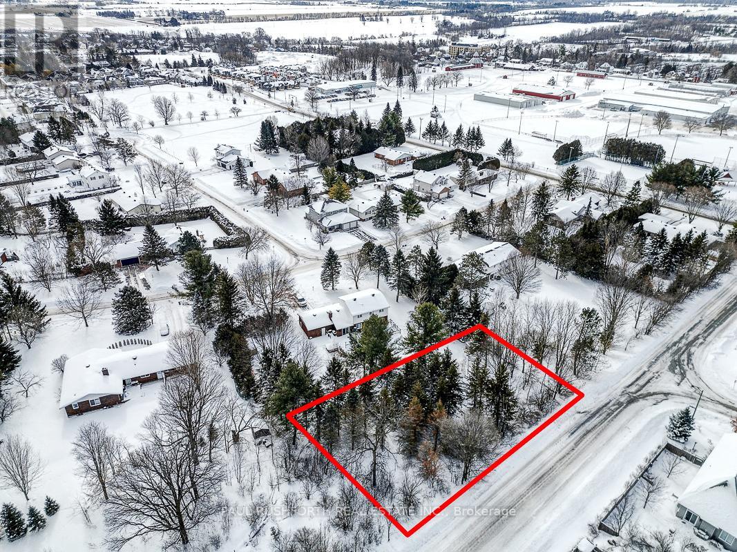 160 Juanita Avenue, Ottawa, Ontario  K0A 1L0 - Photo 3 - X12778768