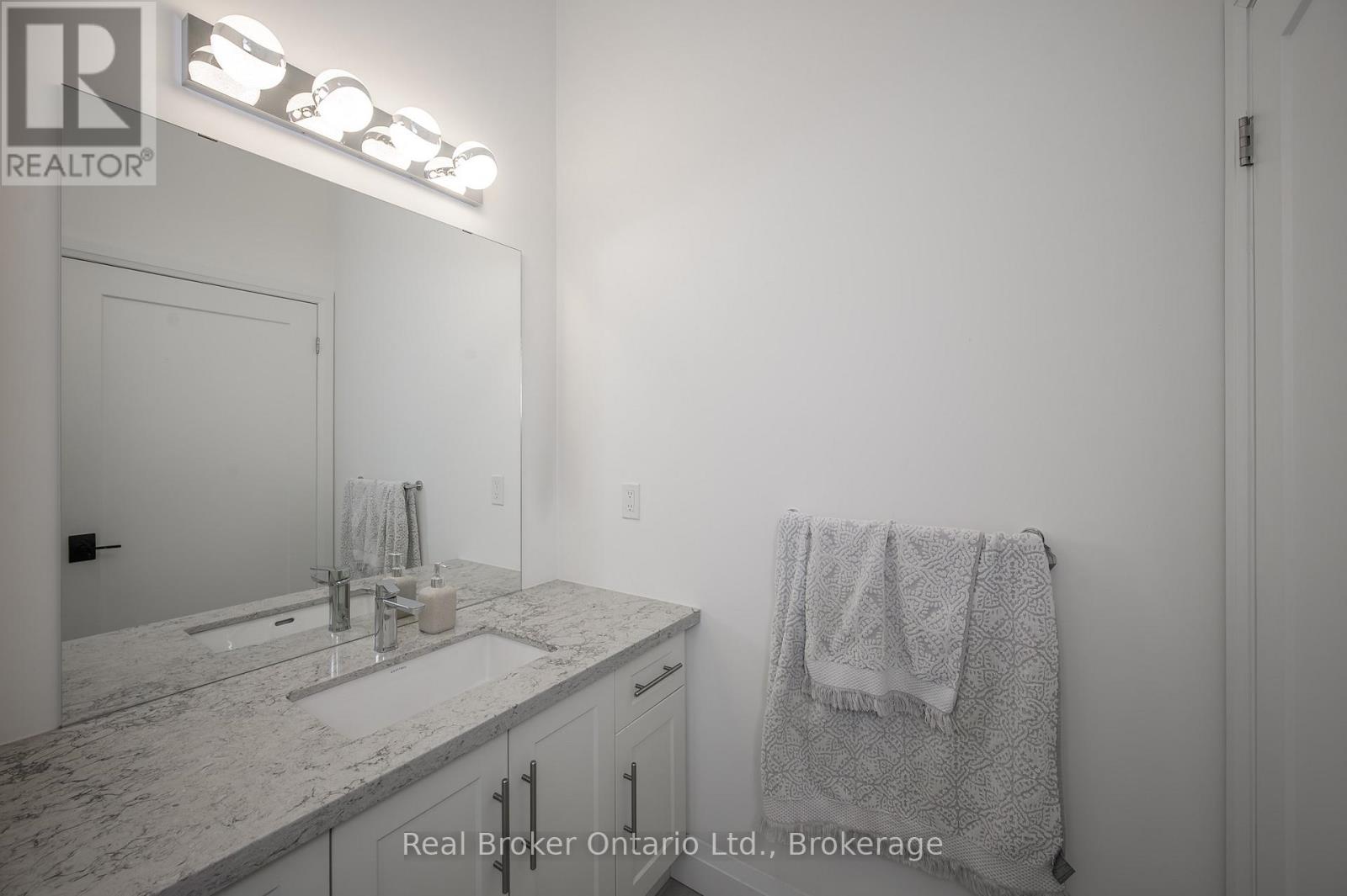 107 - 30 Hamilton Street S, Hamilton (Waterdown), Ontario  L8B 1V8 - Photo 10 - X12778866