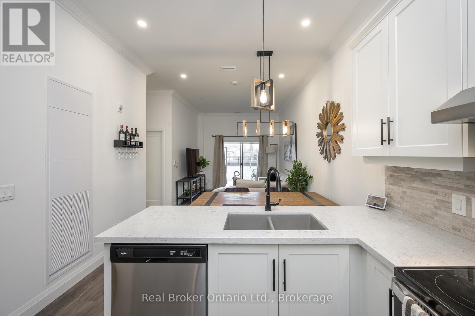 107 - 30 Hamilton Street S, Hamilton (Waterdown), Ontario  L8B 1V8 - Photo 16 - X12778866