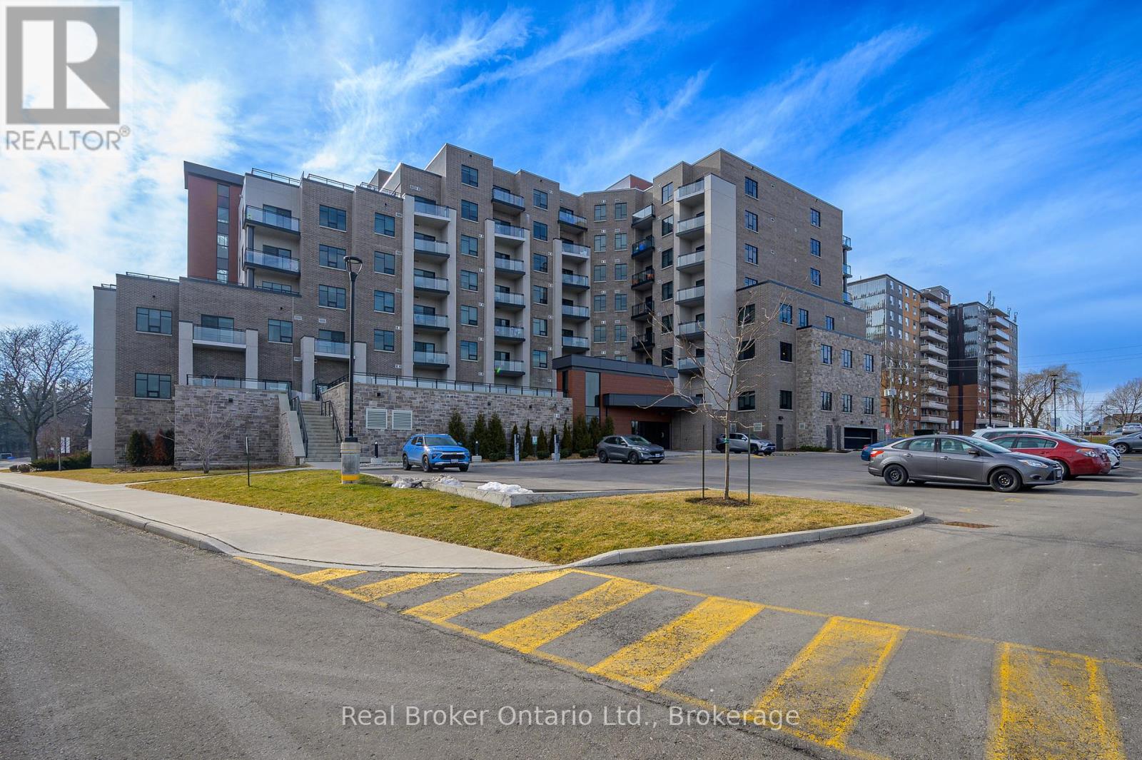 107 - 30 Hamilton Street S, Hamilton (Waterdown), Ontario  L8B 1V8 - Photo 3 - X12778866