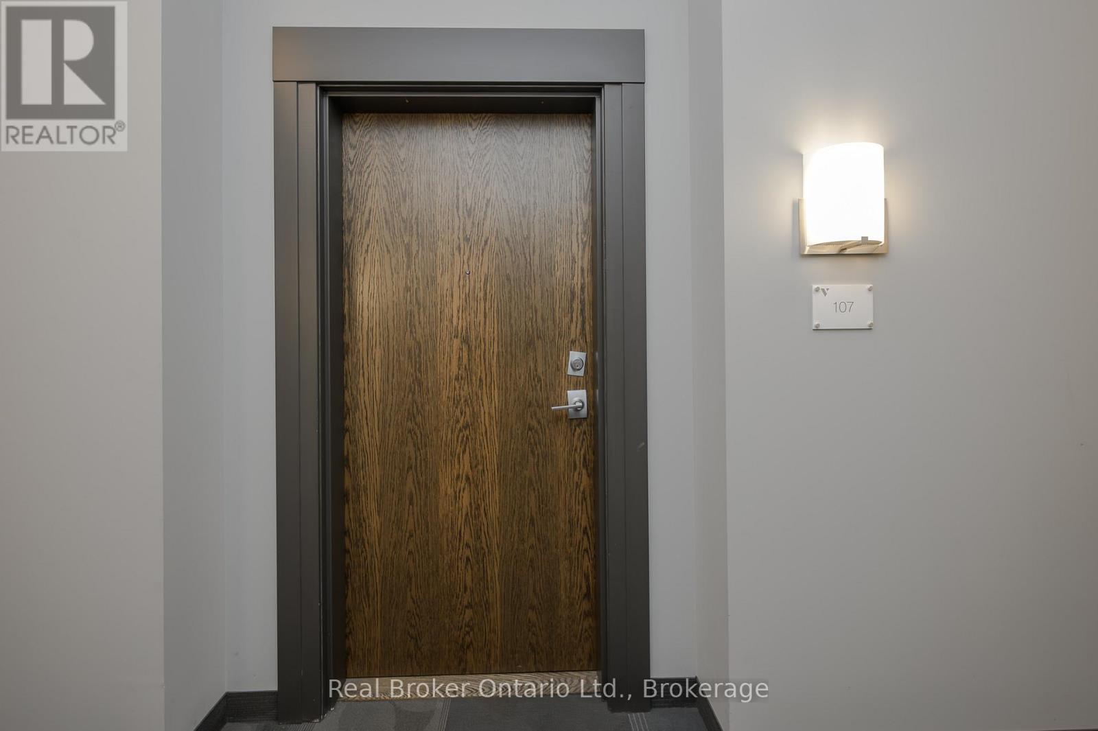 107 - 30 Hamilton Street S, Hamilton (Waterdown), Ontario  L8B 1V8 - Photo 6 - X12778866