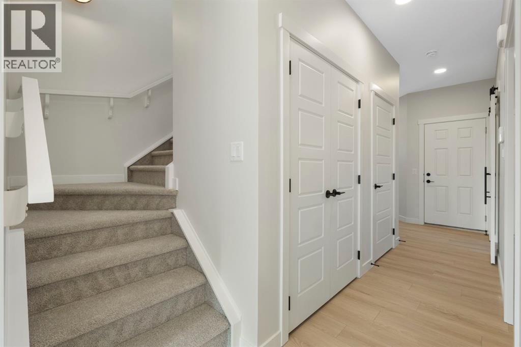 338 Rivercrest Road, Cochrane, Alberta  T4C 0Y4 - Photo 4 - A2285598