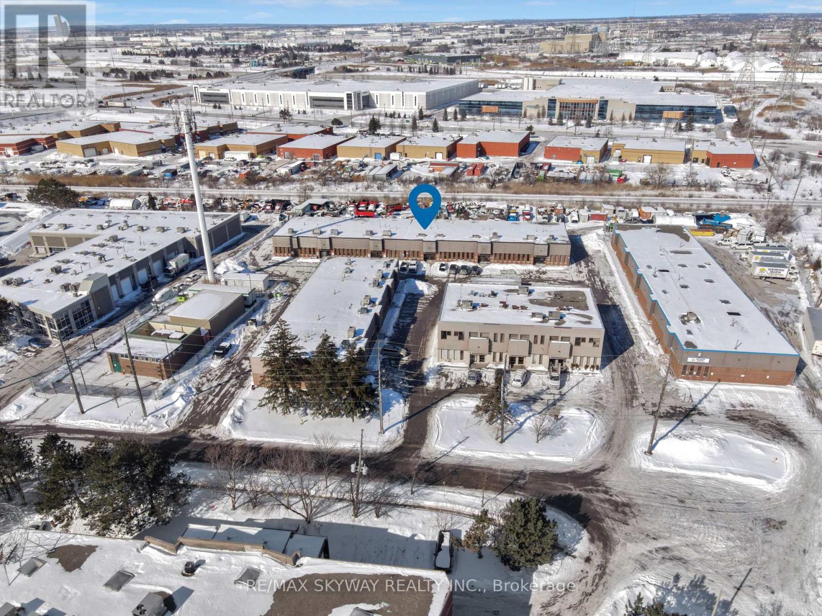 32 Guided Court, Toronto, Ontario  M9V 4K6 - Photo 2 - W12777570