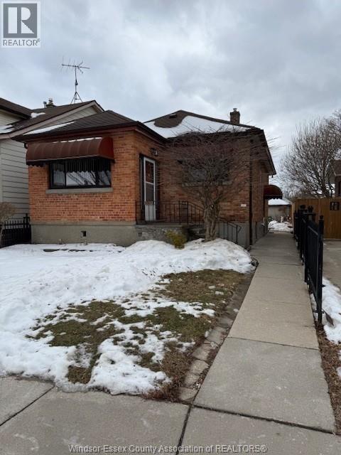 MLS# 26003040: 1507 LANGLOIS AVENUE, Windsor, Canada