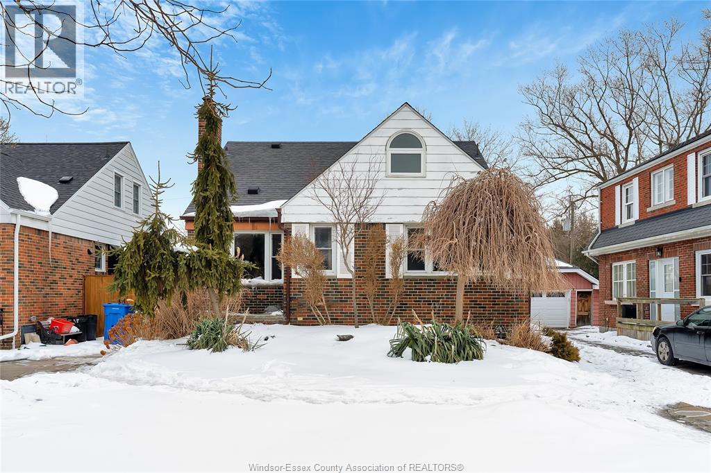 MLS# 26003013: 238 ST. LOUIS, Windsor, Canada