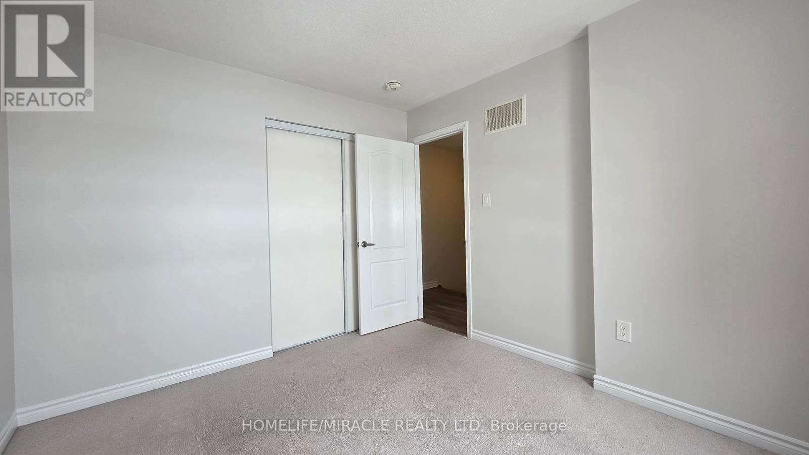 71 Benhurst Crescent, Brampton, Ontario  L7A 5A5 - Photo 17 - W12778658