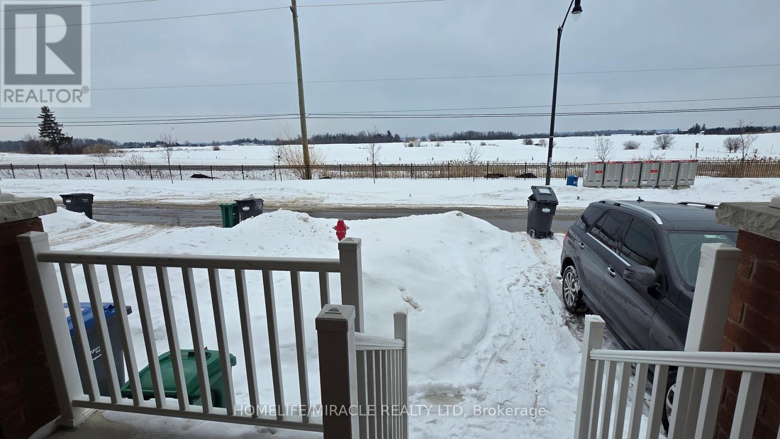 71 Benhurst Crescent, Brampton, Ontario  L7A 5A5 - Photo 2 - W12778658