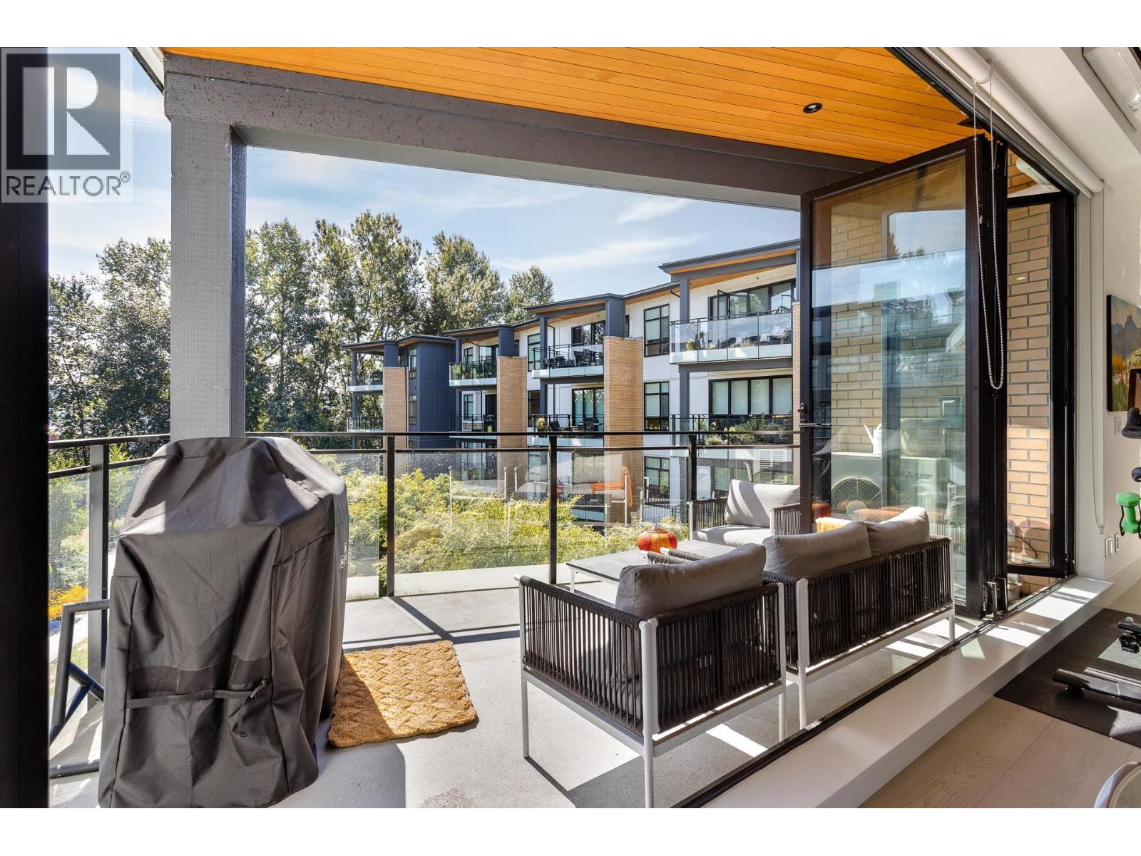 307 300 Salter Street, New Westminster, British Columbia  V3M 0L9 - Photo 13 - R3088875