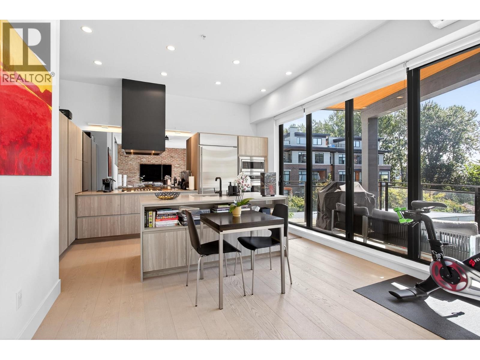 307 300 Salter Street, New Westminster, British Columbia  V3M 0L9 - Photo 6 - R3088875