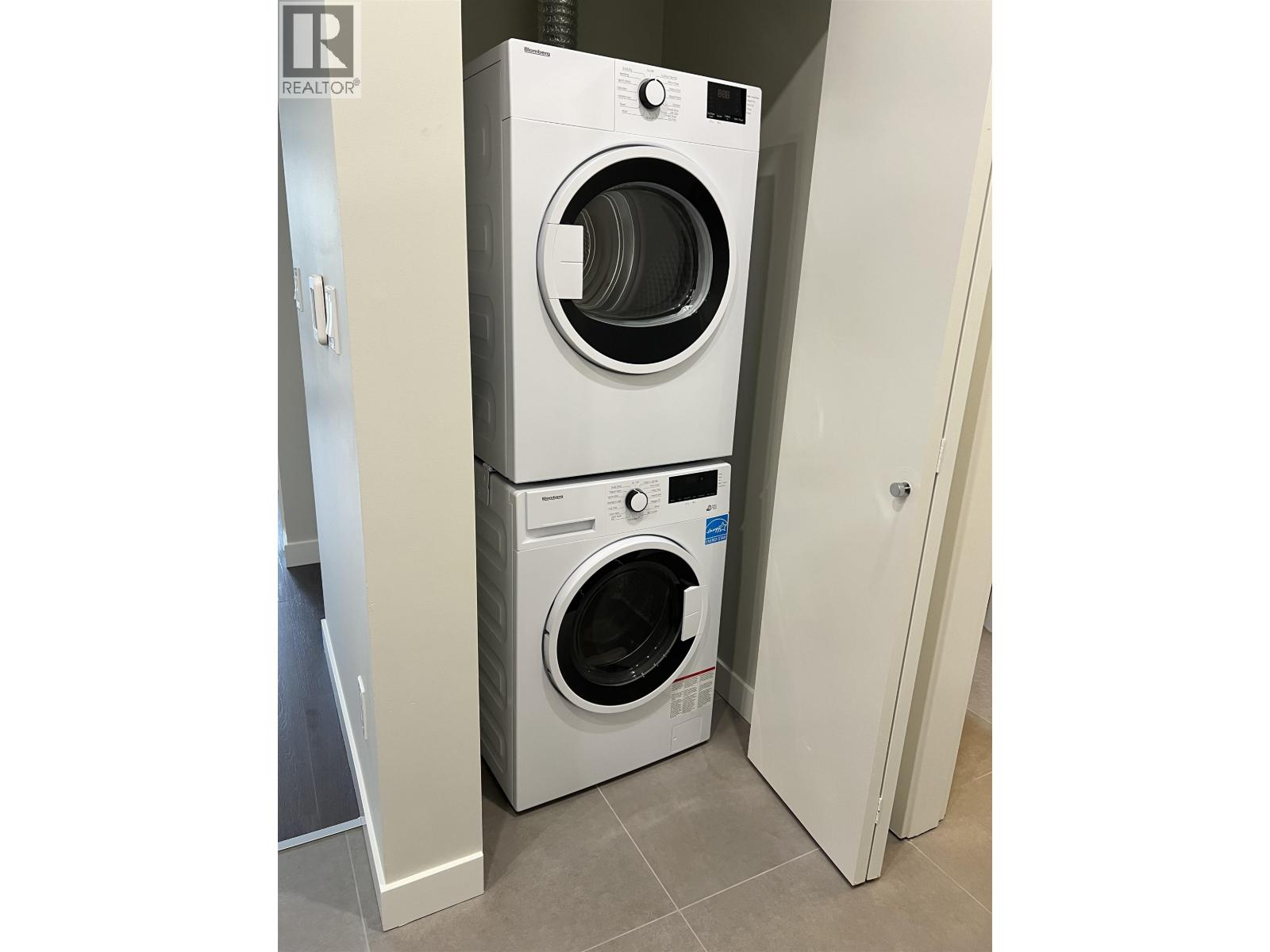 Listing Picture 6 of 7 : 326 23200 GILLEY ROAD, Richmond / 烈治文 - 魯藝地產 Yvonne Lu Group - MLS Medallion Club Member