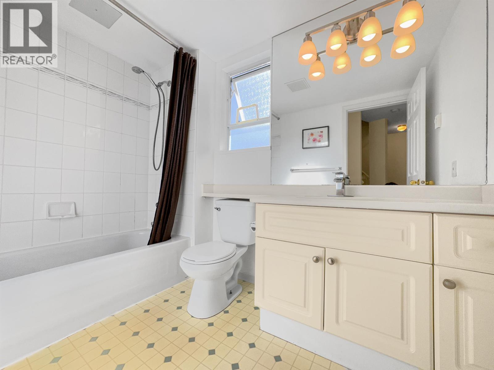 X 7175 18th Avenue, Burnaby, British Columbia  V3N 1K8 - Photo 18 - R3088864