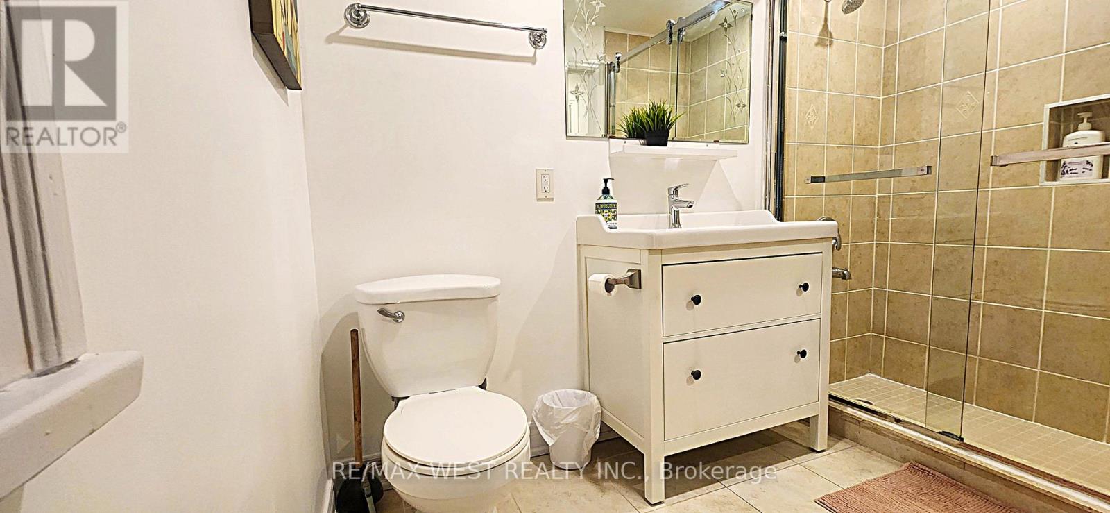 5177 Kitchener Street, Niagara Falls (Clifton Hill), Ontario  L2G 1B4 - Photo 29 - X12731210