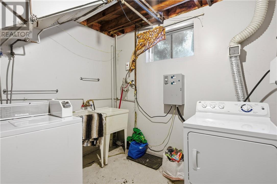 639 Ontario Street, Sudbury, Ontario  P3E 4K7 - Photo 39 - 2126401