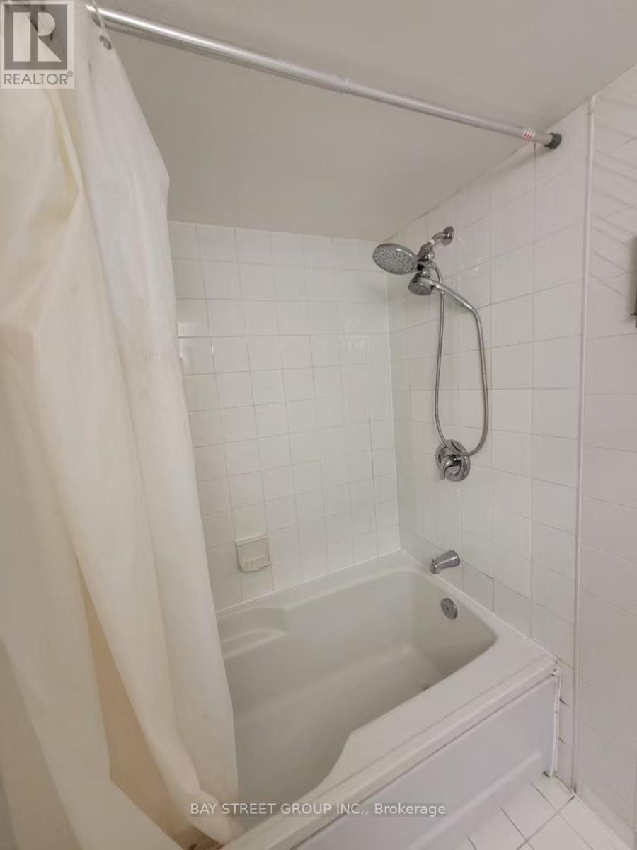 502 - 1001 Bay Street, Toronto (Bay Street Corridor), Ontario  M5S 3A6 - Photo 13 - C12778766