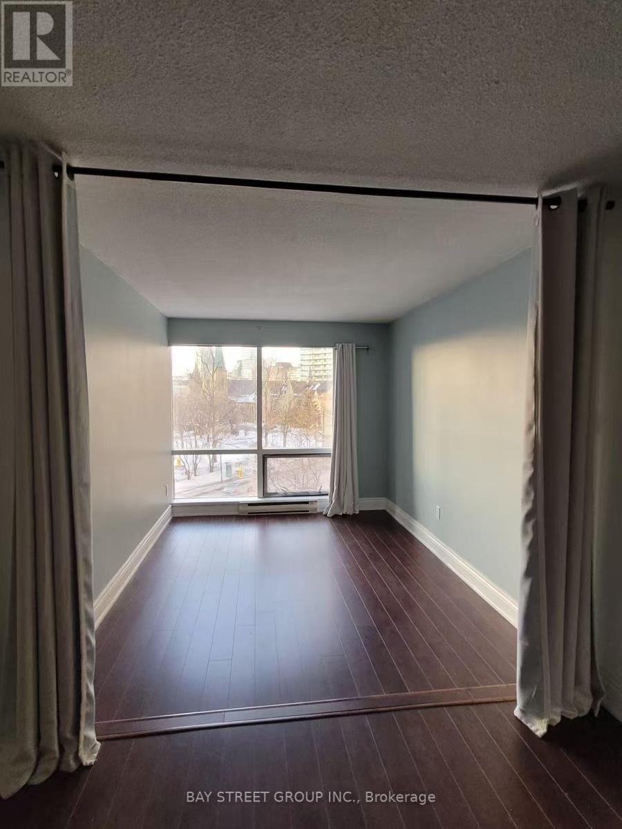 502 - 1001 Bay Street, Toronto (Bay Street Corridor), Ontario  M5S 3A6 - Photo 3 - C12778766