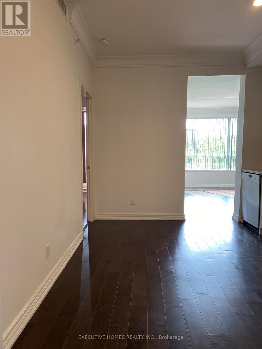 219 - 23 Glebe Road W, Toronto, Ontario  M5P 0A1 - Photo 4 - C12778772