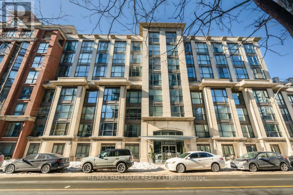 327 - 18 BEVERLEY STREET, Toronto, Ontario