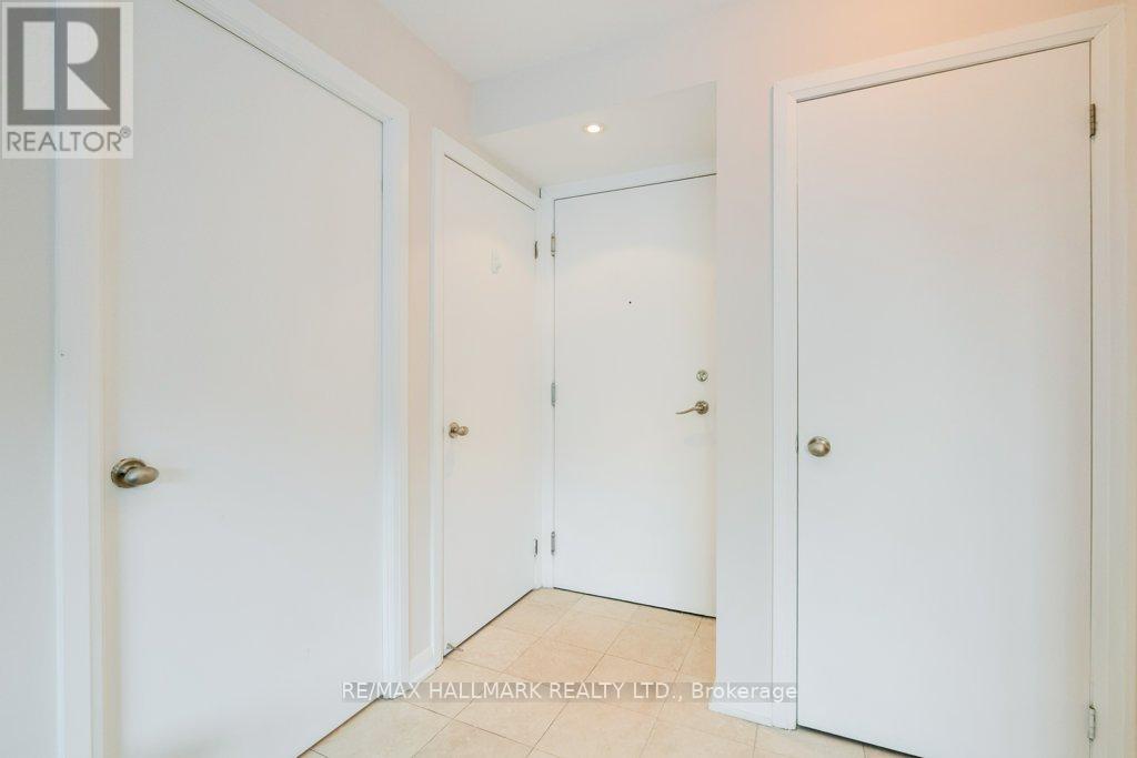 327 - 18 Beverley Street, Toronto (Kensington-Chinatown), Ontario  M5T 3L2 - Photo 16 - C12778794