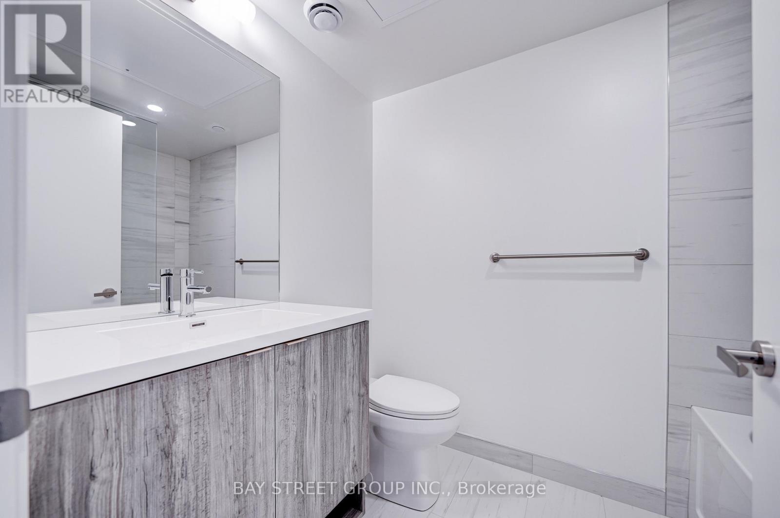 4105 - 138 Downes Street, Toronto, Ontario  M5E 0E4 - Photo 20 - C12778810