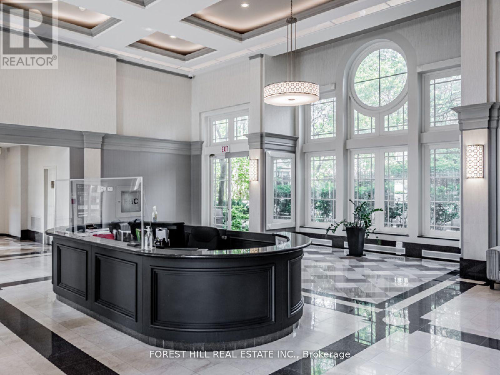 310 - 8 Covington Road, Toronto (Englemount-Lawrence), Ontario  M6A 3E5 - Photo 3 - C12778854