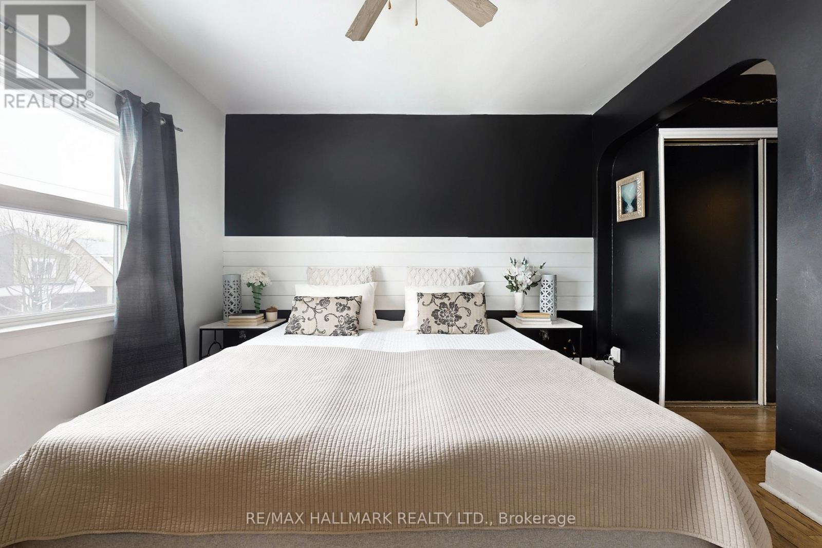 39 Hiltz Avenue, Toronto, Ontario  M4L 2N6 - Photo 23 - E12778858