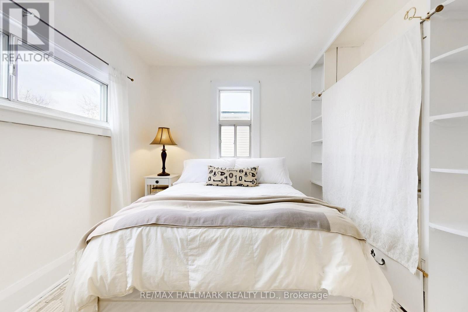 39 Hiltz Avenue, Toronto, Ontario  M4L 2N6 - Photo 27 - E12778858