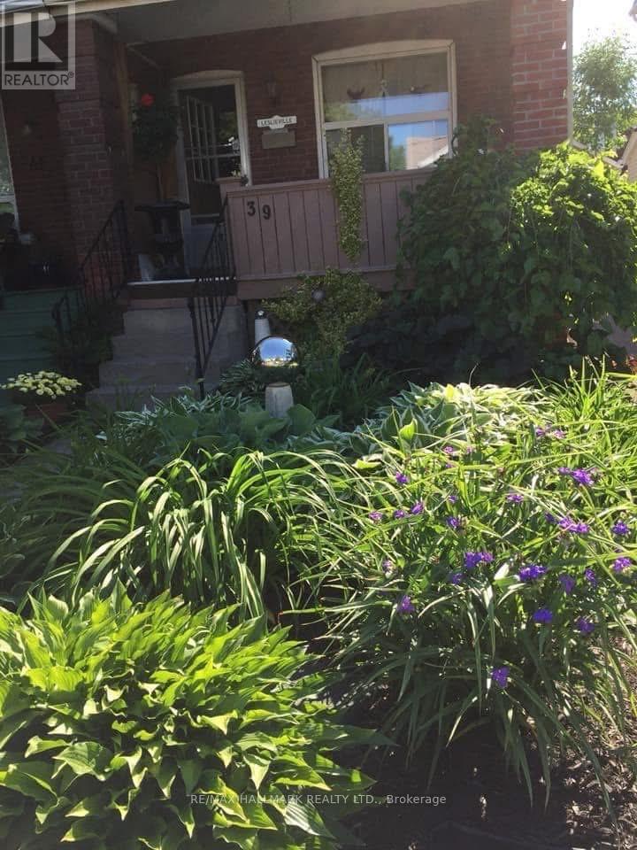 39 Hiltz Avenue, Toronto, Ontario  M4L 2N6 - Photo 36 - E12778858