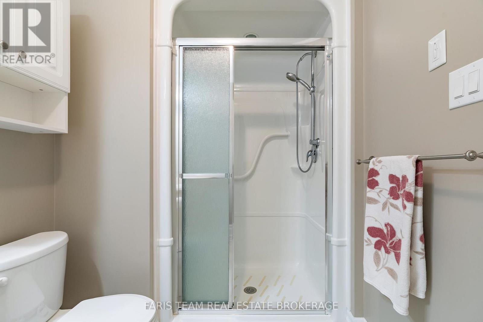 189 Greenway Drive, Wasaga Beach, Ontario  L9Z 0E6 - Photo 19 - S12745400